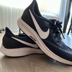Nike Air Zoom 2018 Sneaker (Hardly Worn)